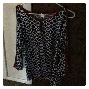 Blouse w/cutlet sleeves